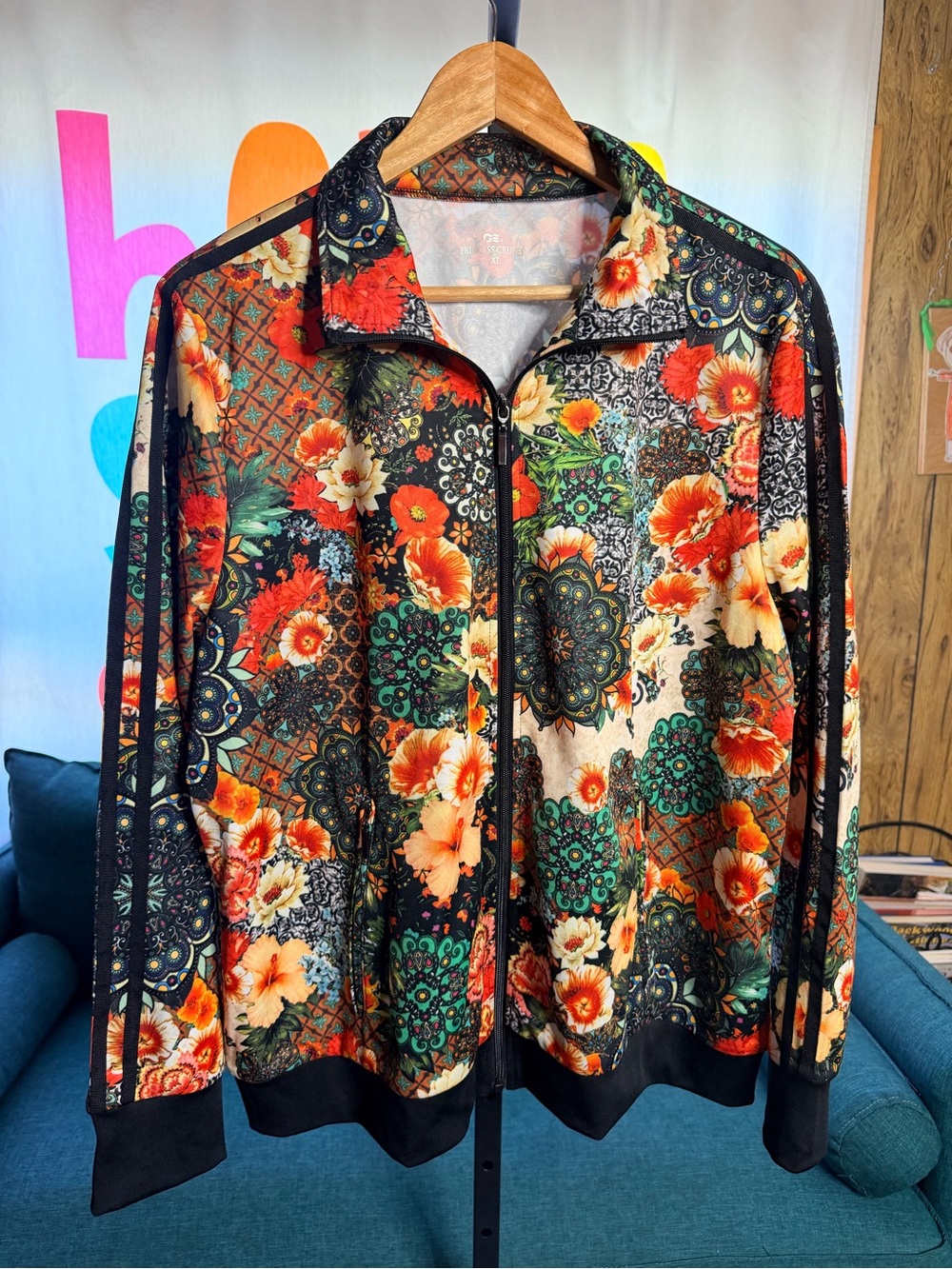 Princess Cruises Floral Mosaic Zip-Up Track Jacket - Vibrant Multi NWOT - Picture 11 of 12